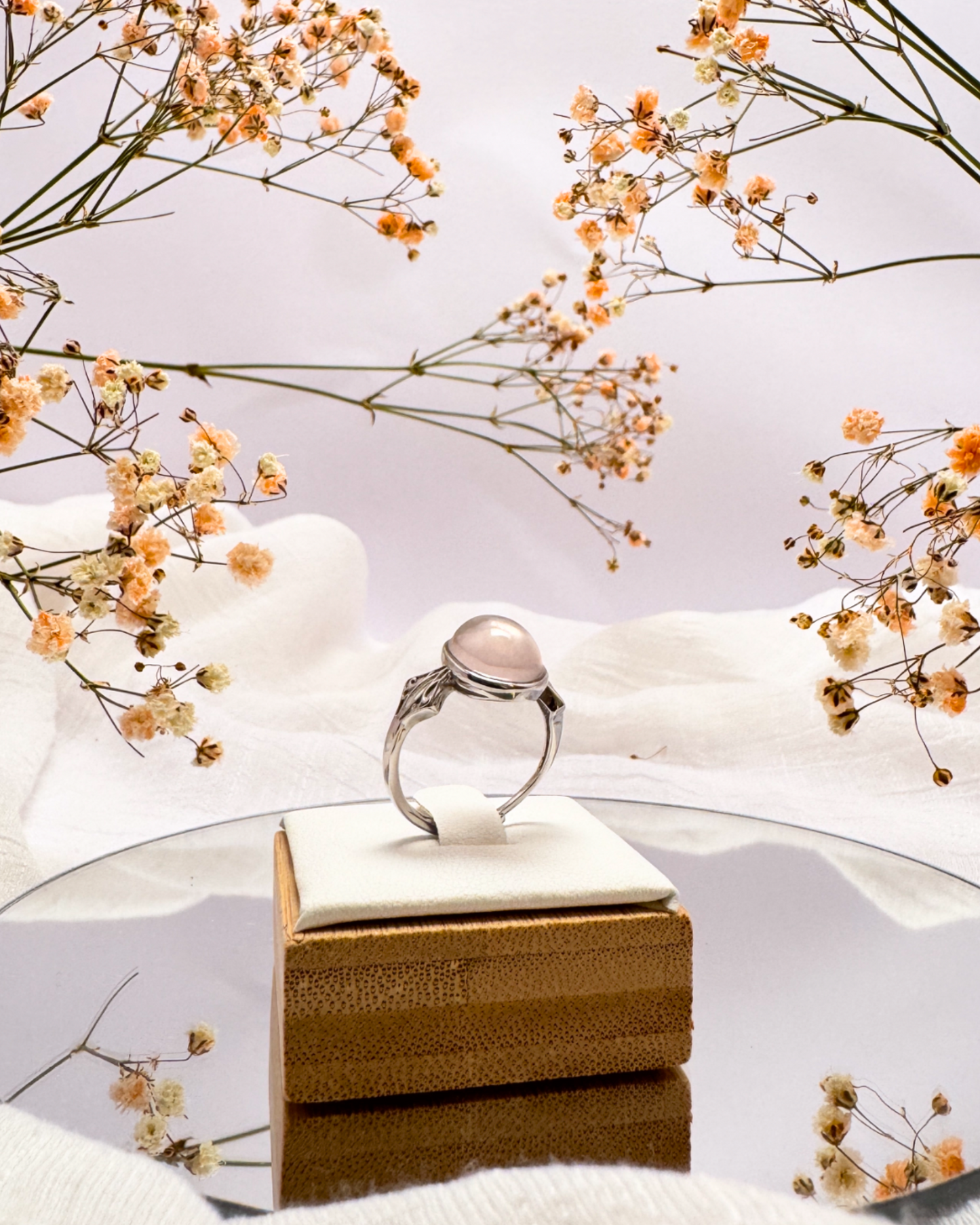 Anillo Ternura Divina - Cuarzo Rosa