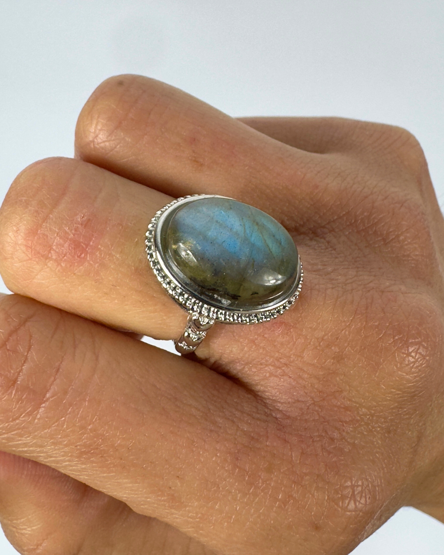 Anillo Velo de Intuición - Labradorita