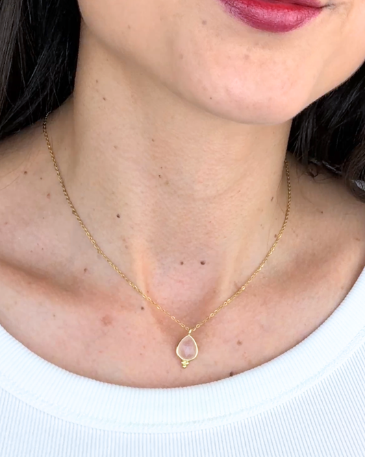 Collar Gota Sutil - Cuarzo Rosa