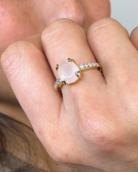 Anillo Intención - Cuarzo Rosa