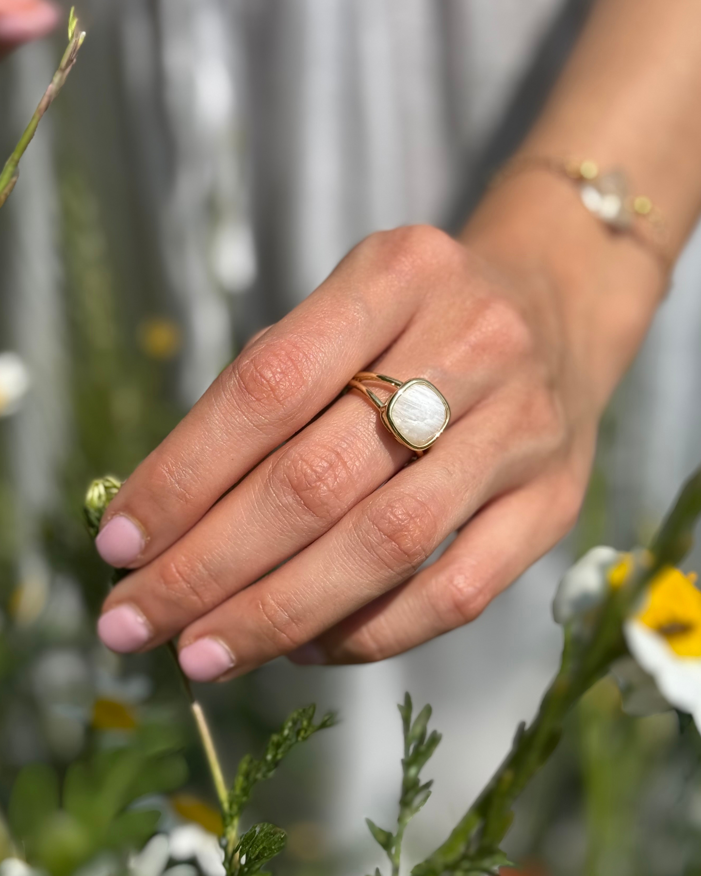 Anillo Esencia Viva - Piedra Luna